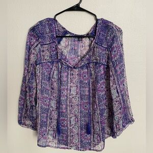 American Eagle, size Small blouse, sheer, paisley print, peasant style